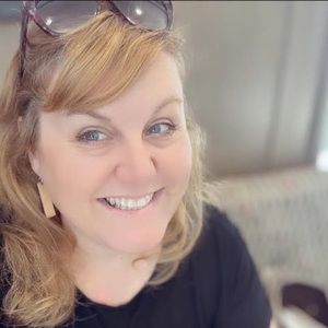 Meet your Posher, Dawn